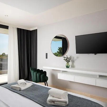 Boutique Kristo Apartment *