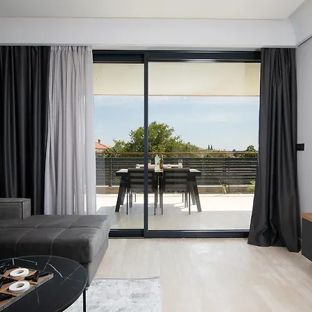 Boutique Kristo Apartment *